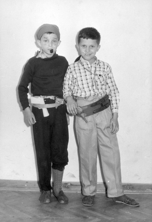 1964VojnovKovbojPiratTomas