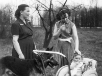1955-Mama-BabinaZatopkova-Tom